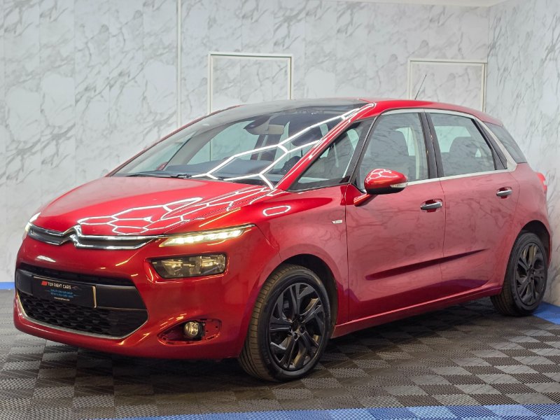 Red 2014 Citroen C4 Picasso 1.6 e-HDi Airdream Exclusive MPV 5dr s/s 115 ps Diesel Manual in Sunderland