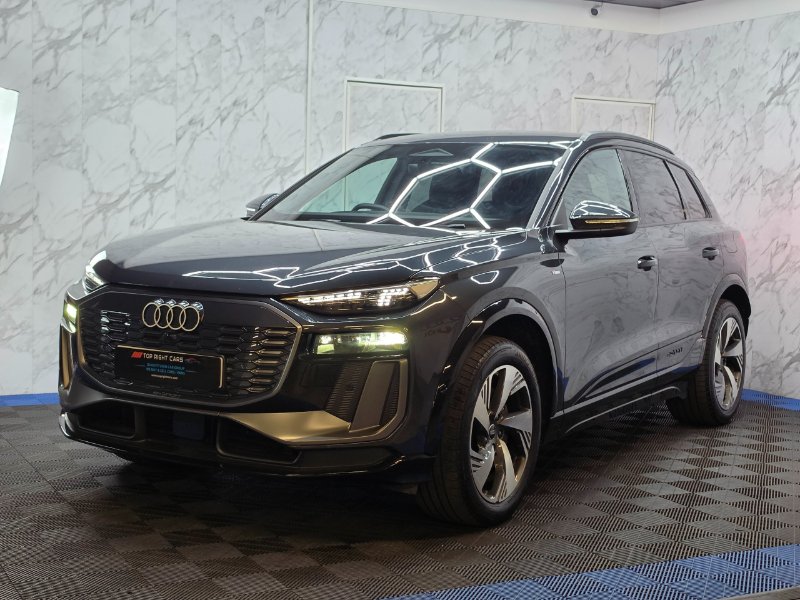 Grey 2025 Audi Q6 e-tron 100kWh S line SUV 5dr Electric Auto 285kW quattro 388 ps in Sunderland