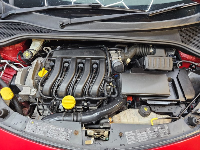 Renault Clio 1.6 VVT Initiale TomTom Hatchback 5dr Auto 111 ps Petrol for sale in Sunderland