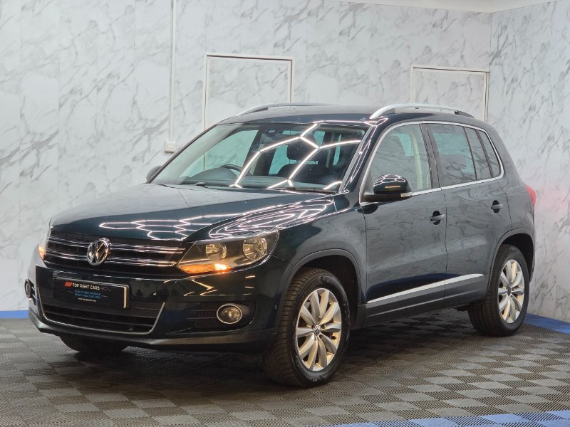 Volkswagen Tiguan 2.0 TDI BlueMotion Tech Match SUV 5dr DSG 4WD s/s 140 ps Diesel for sale in Sunderland