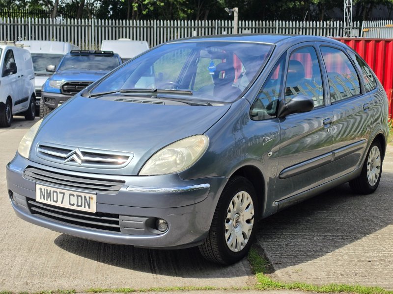 Citroen Xsara Picasso 1.6 HDi Desire MPV 5dr Diesel Manual 135 g/km 92 bhp for sale in Sunderland