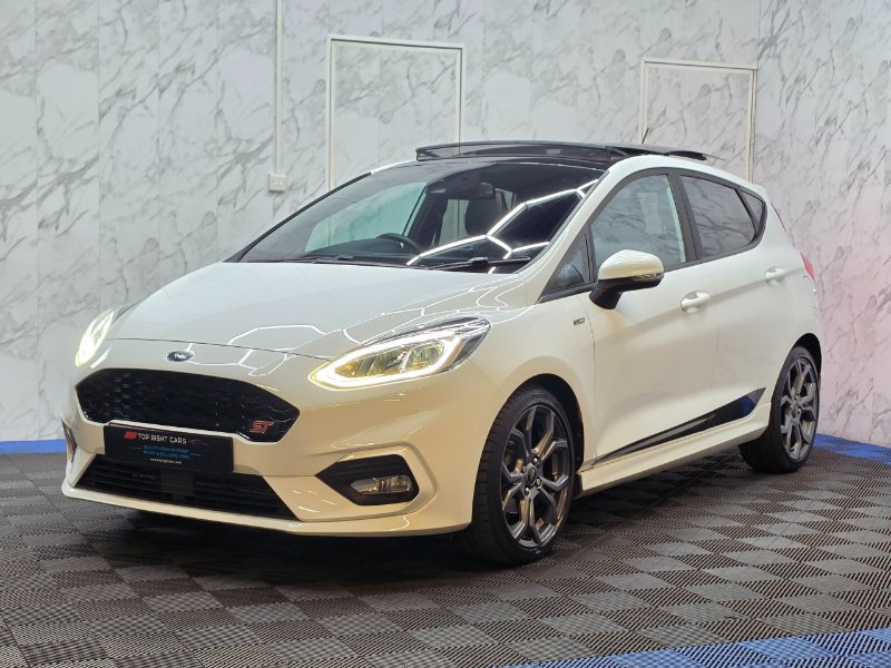 White 2019 Ford Fiesta 1.0T EcoBoost GPF ST-Line X Hatchback Auto 5dr Euro 6 s/s 100 ps Petrol in Sunderland