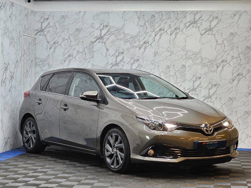 2016 Toyota Auris Hatchback 1.6 D-4D Design Hatchback 5dr Euro 6 s/s 112 ps Diesel Manual