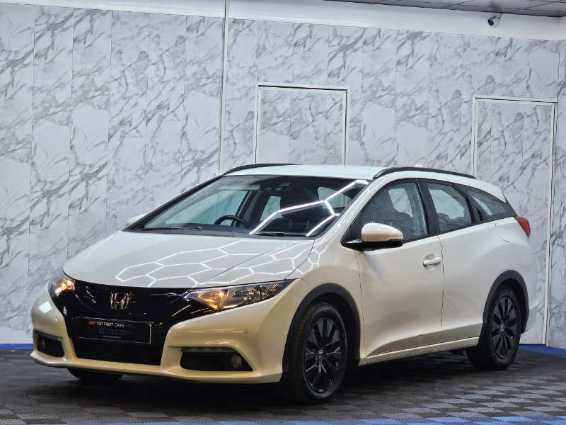 White 2014 Honda Civic 1.6 i-DTEC SE Plus Tourer 5dr s/s 120 ps Diesel Manual in Sunderland