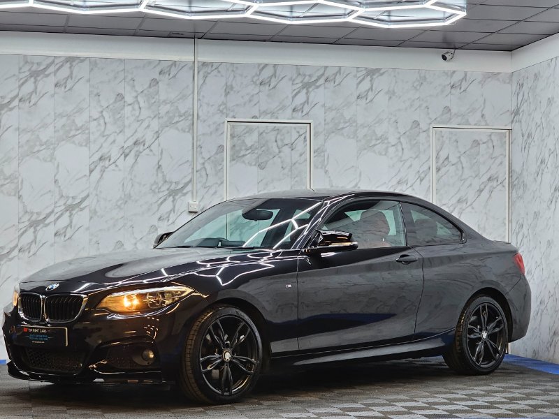 Black BMW 2 Series 2.0 220d M Sport Coupe 2dr Auto xDrive Euro 6 ULEZ s/s 190 ps Diesel