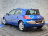 Blue Renault Megane 1.5 dCi Dynamique Hatchback 5dr Diesel Manual 120 g/km 106 bhp